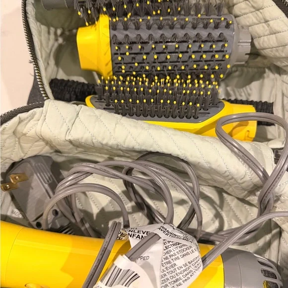 Drybar Vibrant Yellow and Gray Styling Kit - Picture 4 of 5